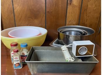 A Grouping Of Baking Supplies Including Pyrex Glass Mixing Bowls, Loaf Pans, & Stainless Steel Nesting Bowls