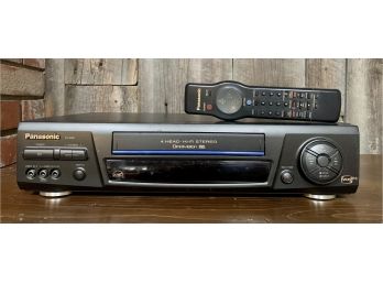 Panasonic PV-8661 VCR With Remote