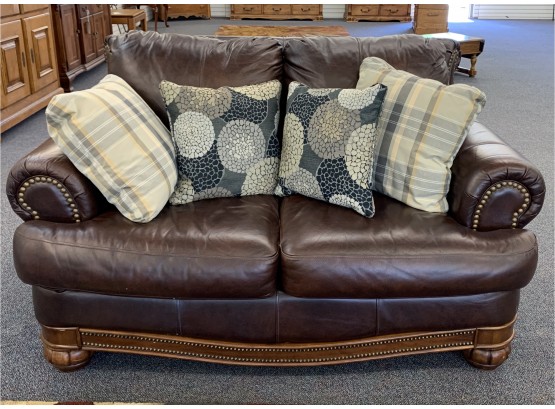 Faux Leather Loveseat W/decorative Pillows