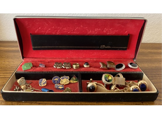 Lot Of Vintage Men's Pins Including Hickok Clips In Vintage Shields Case