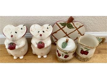 Cute Collection Of Apple And Kitchen Decor