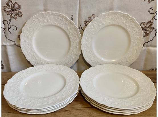 A Nice Set Of 10 Old Staffordshire Dinner Plates By Johnson Brothers England