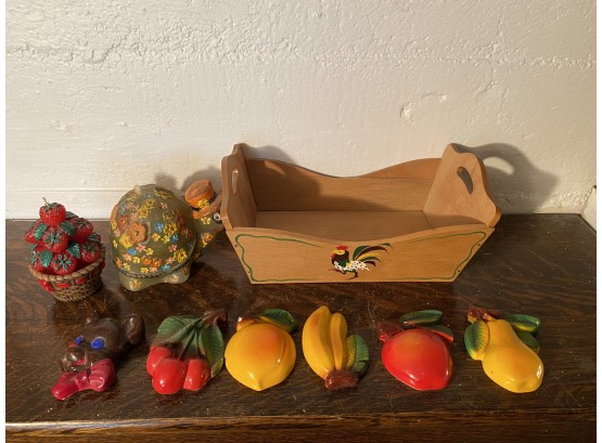 Great Collection Of Vintage Fruit Wall Art,decorative Candles And Rooster Small Box.