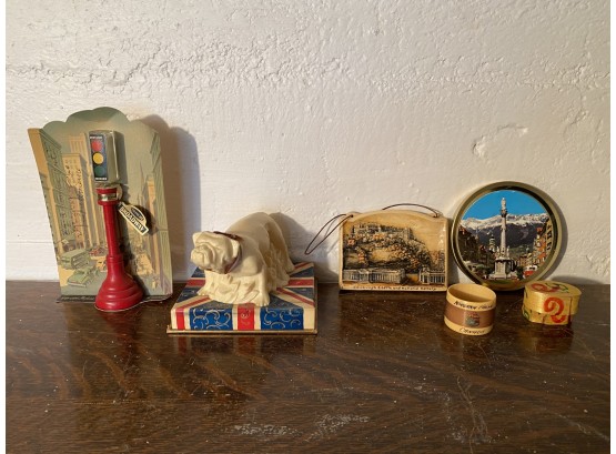 Robinson Cosmetic Stop Light Perfume Bottle And Vintage Souvenirs