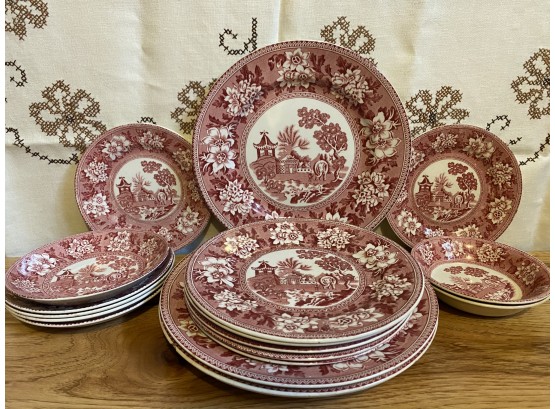 A Nice Collection Of John Steventon & Sons Ltd Burselm Red And White Ironstone Plates And Bowls