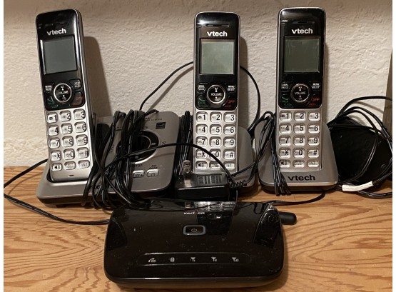 Three Home Cordless Phones With Charging Cradle And Verizon Fixed Wireless Terminal