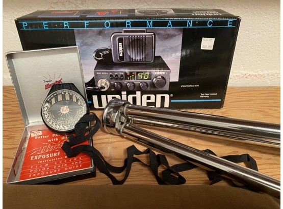 Uniden Pro 520XL  40 Channel Professional Mobile CB Radio, Heavy Duty Wirgin Tripod, & Hickock Exposure Meter