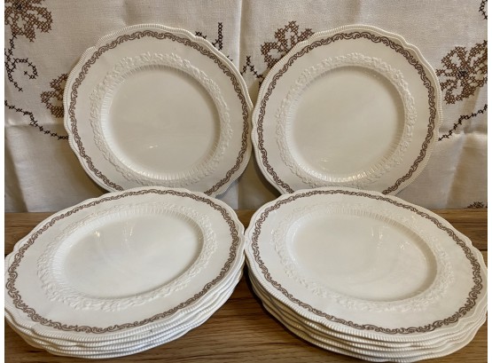 A Lovely Set Of 12 Johnson Brothers England Dinner Plates In With Sienna Scroll Trim