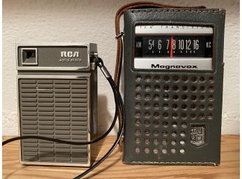 A Pair Of Two Vintage Transistor Radios By Magnavox AM-89 With Case & RCA