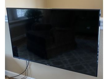 Large HiSense 50 Inch Tv With Mount, Remote, And Original Box