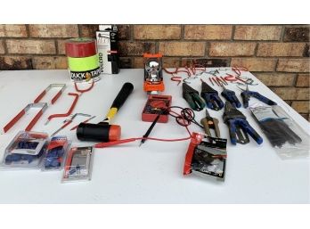 A Fabulous Lot Of Garage Tools Including A Hitch!