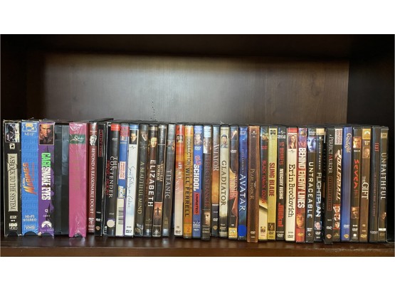 Nice Group Of DVD's And A Few VHS Videos, Includes Black Hawk Down, Old School & A Beautiful Mind