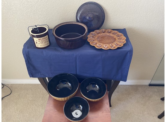 A Nice Set Of Brown Nested Mixing Bowls With Extras