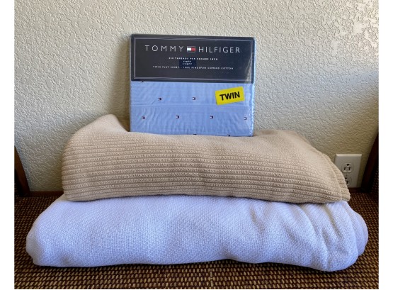 Two Throw Blankets And Tommy Hilfiger Twin Flat Sheet New In Packaging