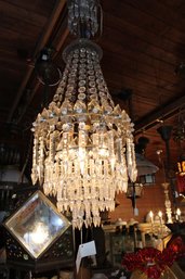 ELECTTRIC CHANDELIER