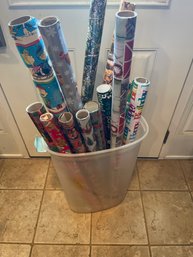 Plastic Wrapping Paper Bucket.With Wrapping Paper