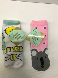4 Pair Of Ladies Verbiage Low Cut Socks , Size 4-10, New, Multi Color