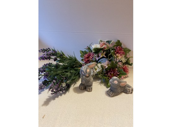2 Bunnies With Lavender And Flower Candle Ring