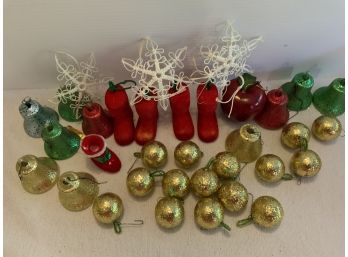 Mini Vintage  Christmas Ornaments, Some With Flaws See Pictures