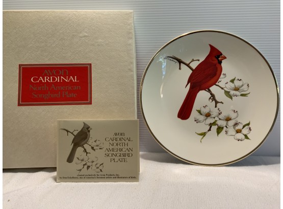 Avon- Cardinal North American Songbird Plate