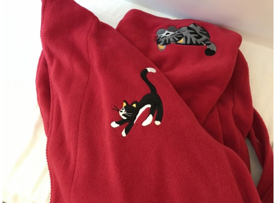 Womens Crazy Cat Lady Bathrobe, Great Quality, Plush Bathrobe With Embroidered Cats, Size XL, Lightly Worn