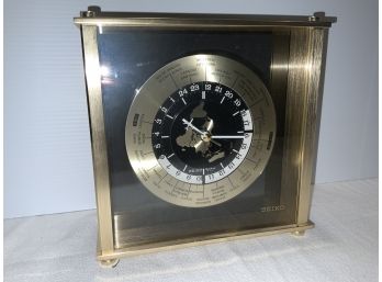 Seiko Universal Time Clock Battery Operated Gently Used