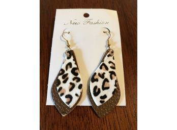 New/ Leopard Print Leather Pierced Earrings W/ Gold Colored Hoofs