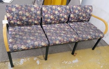 VTG 3 CHAIR SEAT COUCH, METAL BASE 65' L