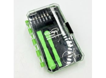 HYPER TOUGH 17-piece Smartphone Repair Tool Set