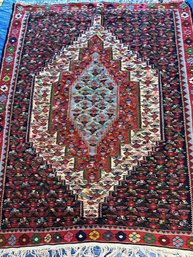 Hand Knotted Persian Sena Kilm Rug 4x5.6 Ft   #1029