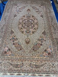 Hand Knotted Hereke Silk Rug 6x9 Ft   #1530.