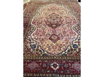 Antique Persian Esfahan Rug 75'x53'.   #4052.