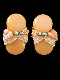 Vintage Peach Thermoset Gold Tone Clip Earrings With Rhinestones,  Mesh Pearl And Fruit Leaves Unsigned