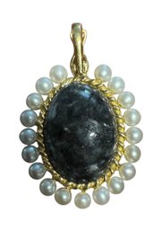 Stunning 14kt Black Jade And Pearl Pendant