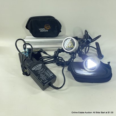 2 Light & Motion Sunray 1000 Underwater Torch Lights And Accessories