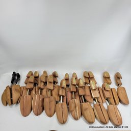 10 Pairs Cedar Men's Shoe Forms