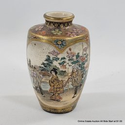 Japanese Satsuma Porcelain Miniature Vase  Matsumoto Hozan Mark