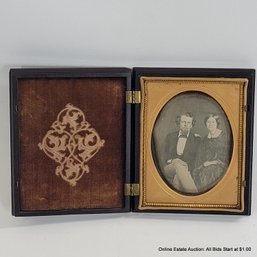 Antique Daguerreotype Portrait Of Young Couple Circa 1860 In Period Velvet Lined Case