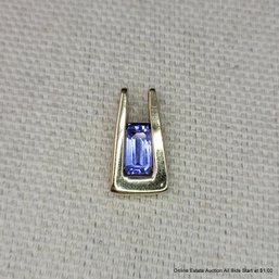 14k Yellow Gold Tanzanite Pendant Total Weight 1.45 Grams