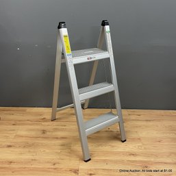 Tivoli Aluminum Compact Slim Step Stool Ladder (Local Pickup Only)