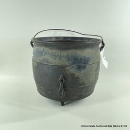 Vintage Cast Irons Cauldron With Handle