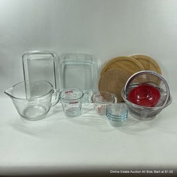 Assortment Of Kitchen Items (LOCAL PICKUP ONLY)