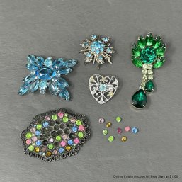 5 Costume Jewlery Brooches With Faceted Glass Elements