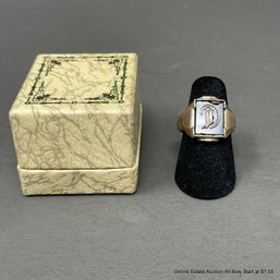 10K Yellow Gold Signet Ring With Onyx Size 4 In Original Box 4.4 Grams
