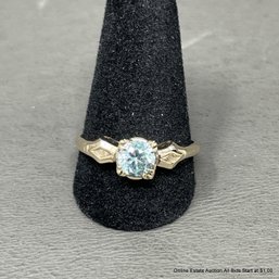 10K Yellow Gold Ring With Blue Topaz Stone Size 9 2.1 Grams