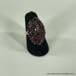14K Yellow Gold And Garnet Ring Size 5.5
