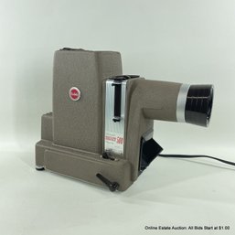 Vintage Kodak Kodaslide Signet 500 Projector With Carry Case (LOCAL PICK UP ONLY)