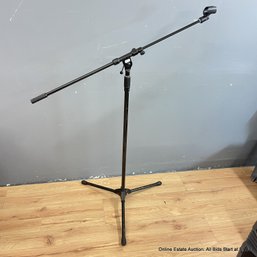 AKG Tripod Telescoping Boom Microphone Stand