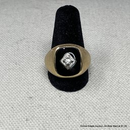 10k Yellow Gold Diamond Ring Size 9 Total Weight 11 Grams