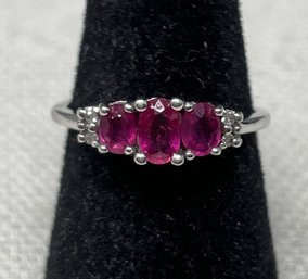 10K White Gold & Ruby & Diamond Ring 1.75 Grams